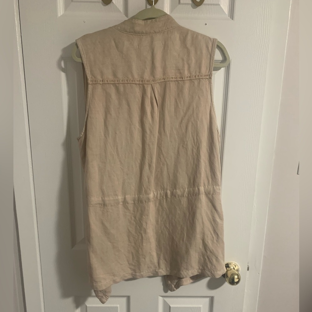 Linen Vest - Picture 2 of 4